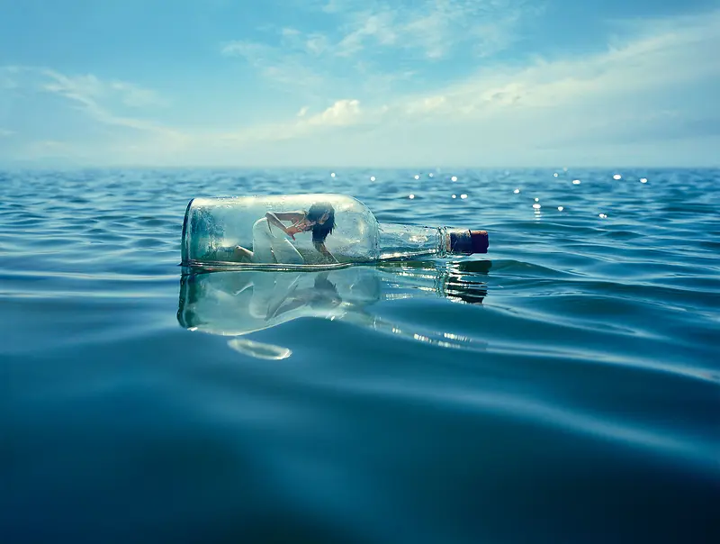 海洋漂流瓶摄影设计