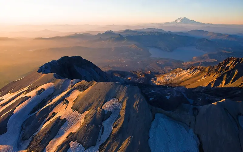 壮丽自然风光山峰